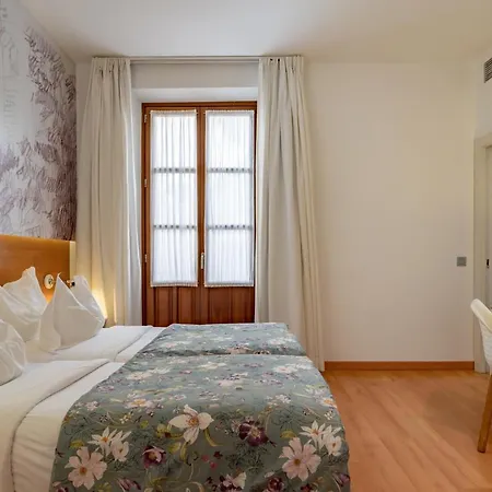 Boutique Parraga Siete 2* גרנדה